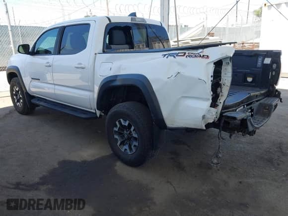 2021 Toyota Tacoma SR5 с VIN 5TFAZ5CN7MX112757, выставлен на аукционе IAAI как лот 42517988 с пробегом 39 885 миль миль и . История ставок и продаж доступна на DreamBid. Изображение 3.