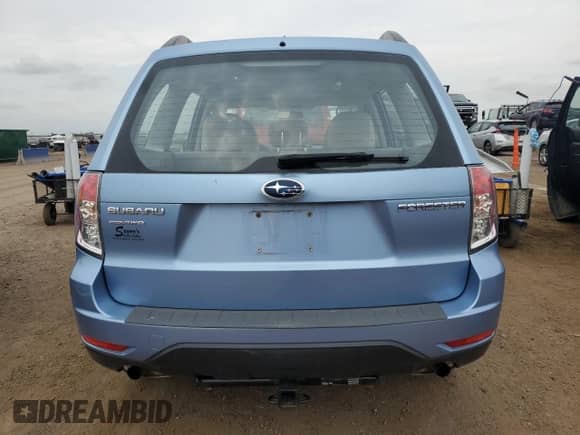 2011 Subaru Forester X z VIN JF2SHBBC4BG703679, wystawiony jako Copart lot #64521565 z przebiegiem 112 026 mil mil oraz Czysty tytuł • Clean title. Historia ofert i sprzedaży dostępna na DreamBid. Obrazek 6.