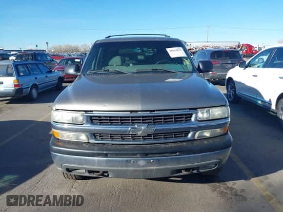 2002 Chevrolet Tahoe Z71 z VIN 1GNEK13Z32R125421, wystawiony jako IAAI lot #41859011 z przebiegiem 216 021 mil mil oraz . Historia ofert i sprzedaży dostępna na DreamBid. Obrazek 6.