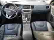 2013 Volvo S60 T5 Premier с VIN YV1612FS4D2197447, выставлен на аукционе Copart как лот 87124915 с пробегом 92 246 миль миль и Чистый • Clean title. История ставок и продаж доступна на DreamBid. Изображение 8.