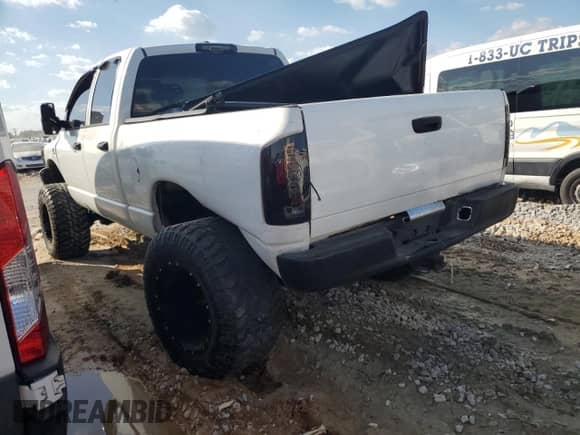 2006 Dodge 2500 SLT с VIN 1D7KS28C66J137370, выставлен на аукционе Copart как лот 84886835 с пробегом 237 562 миль миль и Списание • Salvage title. История ставок и продаж доступна на DreamBid. Изображение 2.