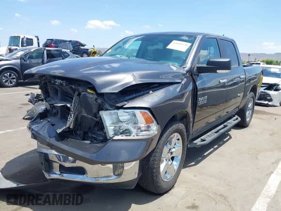 2017 Ram 1500 Big Horn z VIN 1C6RR7LG2HS829609, wystawiony jako IAAI lot #42665770 z przebiegiem 140 515 mil mil oraz . Historia ofert i sprzedaży dostępna na DreamBid. Obrazek 17.