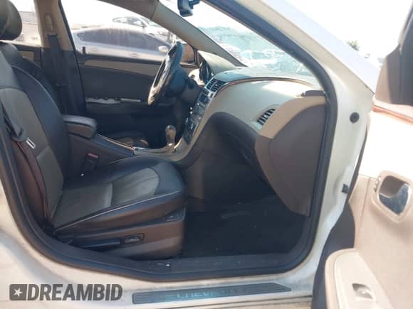 2010 Chevrolet Malibu LTZ with VIN 1G1ZE5E7XAF321952, listed as a IAAI auction lot 42851584 with 292,301 mi miles and . Bid and sale history available at DreamBid. Image 5.