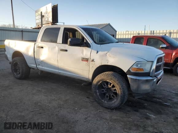 2010 Dodge 2500 SLT with VIN 3D7UT2CL4AG148553, listed as a Copart auction lot 44334225 with 371,863 mi miles and Salvage title. Bid and sale history available at DreamBid. Image 4.