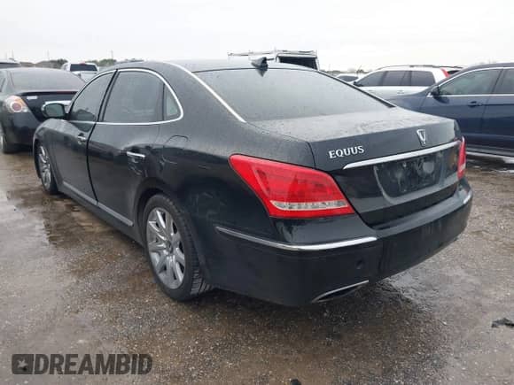 2012 Hyundai Equus Signature with VIN KMHGH4JH1CU050580, listed as a IAAI auction lot 41321039 with 138,182 mi miles and . Bid and sale history available at DreamBid. Image 3.