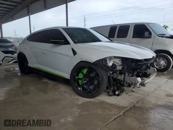 2021 Lamborghini Urus with VIN ZPBUA1ZL3MLA13128, listed as a Copart auction lot 62665225 with Not provided miles and Salvage title. Bid and sale history available at DreamBid. Image 4.