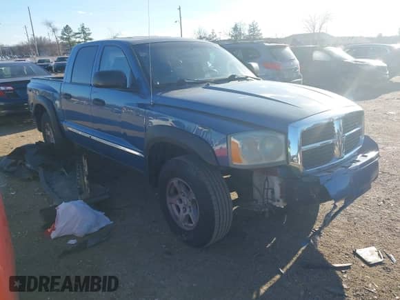 2006 Dodge Dakota с VIN 1D7HW58K06S643827, выставлен на аукционе IAAI как лот 41381300 с пробегом 276 678 миль миль и . История ставок и продаж доступна на DreamBid. Изображение 1.