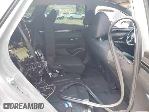 2024 Hyundai Tucson SE с VIN 5NMJACDE9RH392272, выставлен на аукционе IAAI как лот 42038490 с пробегом 14 594 миль миль и . История ставок и продаж доступна на DreamBid. Изображение 8.