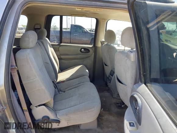 2005 Chevrolet TrailBlazer LT с VIN 1GNES16S956148156, выставлен на аукционе IAAI как лот 43356481 с пробегом 255 583 миль миль и . История ставок и продаж доступна на DreamBid. Изображение 8.