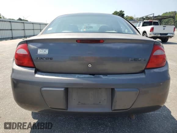 2004 Dodge Neon SE z VIN 1B3ES26C74D533797, wystawiony jako Copart lot #69045084 z przebiegiem 105 561 mil mil oraz Szkoda całkowita • Salvage title. Historia ofert i sprzedaży dostępna na DreamBid. Obrazek 6.