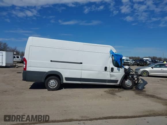 2018 Ram ProMaster Cargo с VIN 3C6URVJG2JE102819, выставлен на аукционе IAAI как лот 41633724 с пробегом Не указан миль и . История ставок и продаж доступна на DreamBid. Изображение 13.