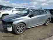 2016 Volvo S60 T5 Platinum с VIN YV4612UM2G2001288, выставлен на аукционе Copart как лот 46215315 с пробегом 124 728 миль миль и Списание • Salvage title. История ставок и продаж доступна на DreamBid. Изображение 1.