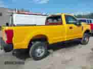 2019 Ford F-250 XL z VIN 1FTBF2B6XKED49175, wystawiony jako IAAI lot #42332555 z przebiegiem 84 053 mil mil oraz . Historia ofert i sprzedaży dostępna na DreamBid. Obrazek 13.