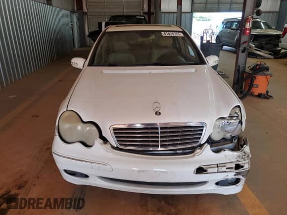 2002 Mercedes-Benz C 230/260/280/320 с VIN WDBRF61JX2F172972, выставлен на аукционе Copart как лот 81625725 с пробегом 206 492 миль миль и Списание • Salvage title. История ставок и продаж доступна на DreamBid. Изображение 5.