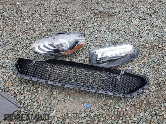 2019 Ford Mustang Bullitt z VIN 1FA6P8K05K5500796, wystawiony jako Copart lot #70682085 z przebiegiem 70 434 mil mil oraz Szkoda całkowita • Salvage title. Historia ofert i sprzedaży dostępna na DreamBid. Obrazek 12.