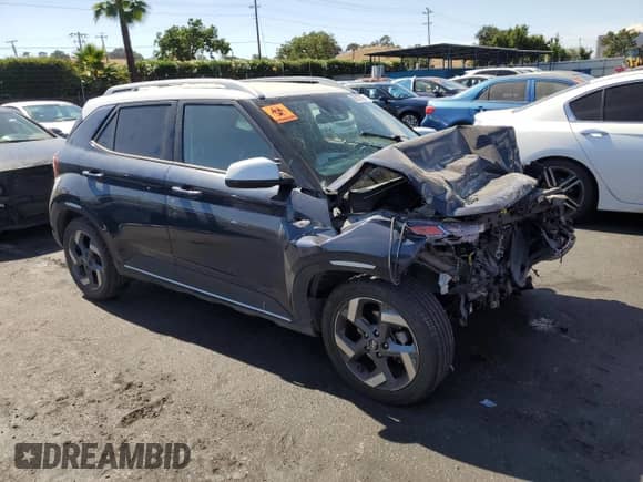 2021 Hyundai Venue Denim with VIN KMHRC8A33MU082709, listed as a Copart auction lot 68217895 with Not provided miles and Salvage title. Bid and sale history available at DreamBid. Image 4.