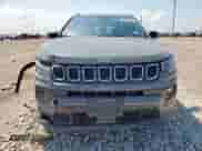 2023 Jeep Compass Latitude Lux z VIN 3C4NJDFN4PT541496, wystawiony jako Copart lot #66812885 z przebiegiem 56 176 mil mil oraz Szkoda całkowita • Salvage title. Historia ofert i sprzedaży dostępna na DreamBid. Obrazek 5.
