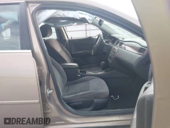 2006 Chevrolet Impala LT 3.9L with VIN 2G1WC581769120204, listed as a IAAI auction lot 43226621 with 227,414 mi miles and . Bid and sale history available at DreamBid. Image 5.
