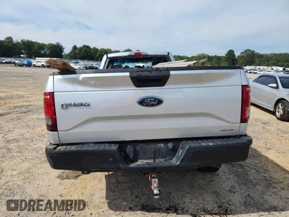 2016 Ford F-150 XL с VIN 1FTMF1C85GKD49242, выставлен на аукционе Copart как лот 71044115 с пробегом Не указан миль и Чистый • Clean title. История ставок и продаж доступна на DreamBid. Изображение 6.