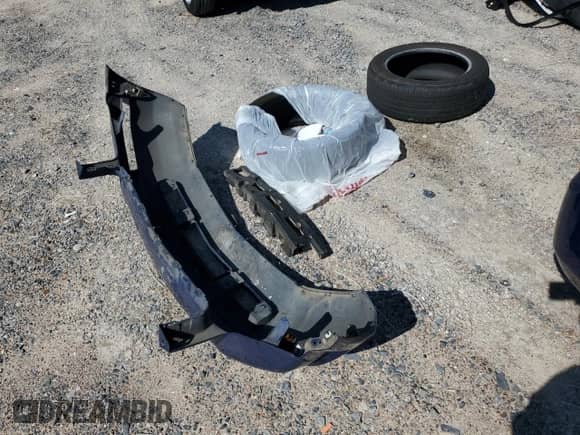 2007 Ford Mustang Deluxe z VIN 1ZVFT80N575258603, wystawiony jako Copart lot #82754695 z przebiegiem 111 800 mil mil oraz Czysty tytuł • Clean title. Historia ofert i sprzedaży dostępna na DreamBid. Obrazek 12.