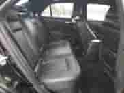 2013 Chrysler 300 S z VIN 2C3CCABG5DH527431, wystawiony jako Copart lot #82353345 z przebiegiem 201 609 mil mil oraz Szkoda całkowita • Salvage title. Historia ofert i sprzedaży dostępna na DreamBid. Obrazek 10.