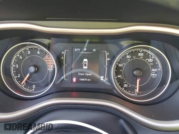2016 Jeep Cherokee Latitude с VIN 1C4PJMCS6GW251886, выставлен на аукционе IAAI как лот 43208251 с пробегом 108 670 миль миль и . История ставок и продаж доступна на DreamBid. Изображение 7.