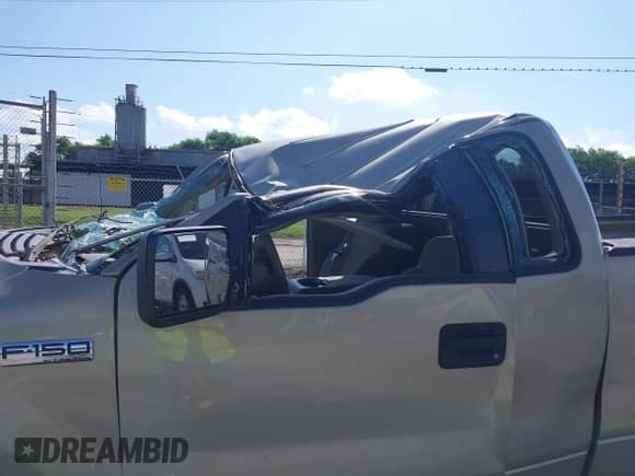 2007 Ford F-150 XL с VIN 1FTRF12WX7NA12876, выставлен на аукционе IAAI как лот 42548595 с пробегом 127 987 миль миль и . История ставок и продаж доступна на DreamBid. Изображение 12.