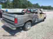 1994 Ford F-150 z VIN 1FTEF15N0RNA30825, wystawiony jako Copart lot #70665385 z przebiegiem Nie podano mil oraz Szkoda całkowita • Salvage title. Historia ofert i sprzedaży dostępna na DreamBid. Obrazek 3.