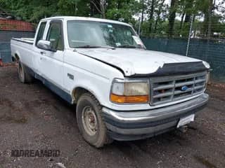1994 Ford F-150 с VIN 1FTEX15N1RKA72810, выставлен на аукционе IAAI как лот 42722659 с пробегом 56 567 миль миль и . История ставок и продаж доступна на DreamBid. Изображение 1.