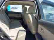 2010 Hyundai Elantra GLS z VIN KMHDU4AD6AU132605, wystawiony jako IAAI lot #43132802 z przebiegiem 225 617 mil mil oraz . Historia ofert i sprzedaży dostępna na DreamBid. Obrazek 8.