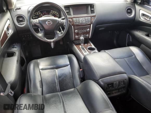 2016 Nissan Pathfinder SV z VIN 5N1AR2MM9GC652798, wystawiony jako Copart lot #62676245 z przebiegiem 92 245 mil mil oraz Szkoda całkowita • Salvage title. Historia ofert i sprzedaży dostępna na DreamBid. Obrazek 8.