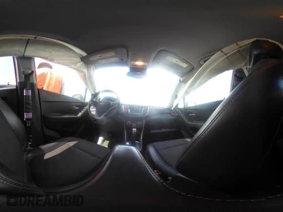 2018 Chevrolet Trax LT with VIN KL7CJLSB5JB628116, listed as a IAAI auction lot 42800982 with 133,857 mi miles and . Bid and sale history available at DreamBid. Image 18.