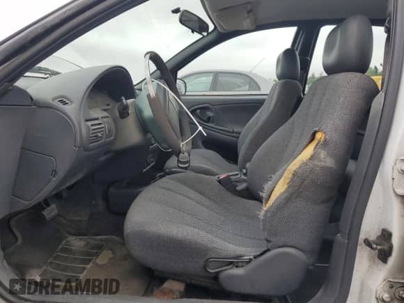 2001 Chevrolet Cavalier с VIN 1G1JC524317420605, выставлен на аукционе Copart как лот 55768145 с пробегом 106 451 миль миль и Списание • Salvage title. История ставок и продаж доступна на DreamBid. Изображение 7.