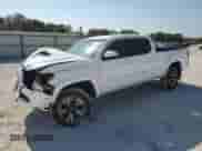 2018 Toyota Tacoma SR5 z VIN 3TMDZ5BN9JM041450, wystawiony jako Copart lot #75835324 z przebiegiem 105 063 mil mil oraz Szkoda całkowita • Salvage title. Historia ofert i sprzedaży dostępna na DreamBid. Obrazek 1.