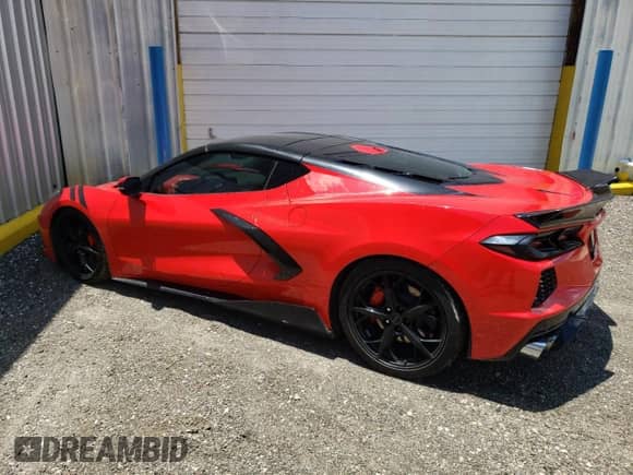 2020 Chevrolet Corvette 2LT с VIN 1G1Y72D48L5000755, выставлен на аукционе Copart как лот 55525194 с пробегом 28 030 миль миль и Списание • Salvage title. История ставок и продаж доступна на DreamBid. Изображение 2.