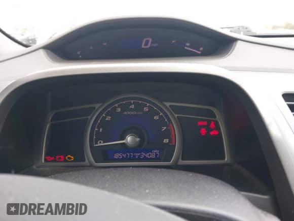 2010 Honda Civic with VIN 19XFA1E83AE006556, listed as a IAAI auction lot 41925177 with 185,477 mi miles and . Bid and sale history available at DreamBid. Image 7.