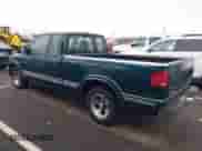 1998 Chevrolet S-10 LS с VIN 1GCCS19X2W8231473, выставлен на аукционе IAAI как лот 41965334 с пробегом 85 048 миль миль и . История ставок и продаж доступна на DreamBid. Изображение 3.