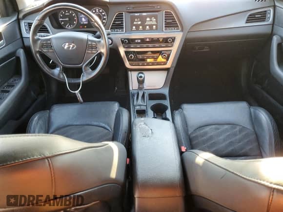 2017 Hyundai Sonata Sport с VIN 5NPE34AF9HH588020, выставлен на аукционе Copart как лот 82648415 с пробегом 133 928 миль миль и Чистый • Clean title. История ставок и продаж доступна на DreamBid. Изображение 8.