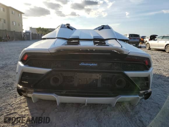 2022 Lamborghini Huracan с VIN ZHWUT5ZF9NLA17926, выставлен на аукционе Copart как лот 83543394 с пробегом 5 830 миль миль и Списание • Salvage title. История ставок и продаж доступна на DreamBid. Изображение 6.