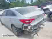 2016 Hyundai Sonata Limited с VIN 5NPE34AF7GH340198, выставлен на аукционе IAAI как лот 43081534 с пробегом 107 490 миль миль и . История ставок и продаж доступна на DreamBid. Изображение 3.