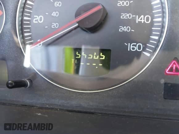 2004 Volvo S60 с VIN YV1RS64A842389787, выставлен на аукционе IAAI как лот 41853856 с пробегом 54 305 миль миль и . История ставок и продаж доступна на DreamBid. Изображение 7.