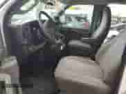 2019 Chevrolet Express Passenger LT с VIN 1GAZGPFG2K1264794, выставлен на аукционе Copart как лот 80085085 с пробегом 76 561 миль миль и Списание • Salvage title. История ставок и продаж доступна на DreamBid. Изображение 7.
