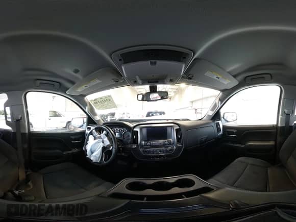 2018 Chevrolet Silverado 1500 LT с VIN 3GCPCREC3JG577101, выставлен на аукционе IAAI как лот 43424246 с пробегом 107 163 миль миль и . История ставок и продаж доступна на DreamBid. Изображение 18.