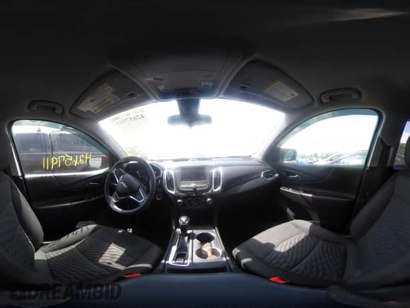 2021 Chevrolet Equinox LT z VIN 2GNAXUEV0M6154000, wystawiony jako IAAI lot #42657911 z przebiegiem 64 765 mil mil oraz . Historia ofert i sprzedaży dostępna na DreamBid. Obrazek 19.