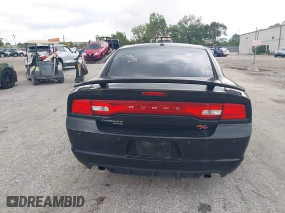 2011 Dodge Charger RT Max with VIN 2B3CM5CT2BH552748, listed as a IAAI auction lot 43028493 with 196,995 mi miles and . Bid and sale history available at DreamBid. Image 16.