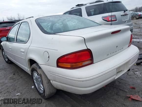 1999 Dodge Stratus with VIN 1B3EJ46X6XN614967, listed as a IAAI auction lot 41663475 with 130,245 mi miles and . Bid and sale history available at DreamBid. Image 3.