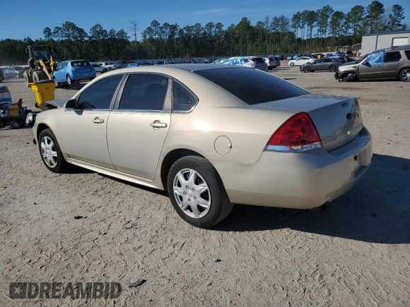 2012 Chevrolet Impala Police Police with VIN 2G1WD5E34C1218622, listed as a Copart auction lot 87153394 with 189,578 mi miles and Salvage title. Bid and sale history available at DreamBid. Image 2.