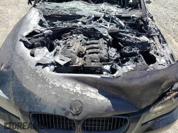 2007 BMW 5 Series 525i with VIN WBANE53527CW68691, listed as a Copart auction lot 57915145 with Not provided miles and Non repairable. Bid and sale history available at DreamBid. Image 11.