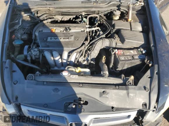 2004 Honda Accord LX с VIN 1HGCM56314A156274, выставлен на аукционе Copart как лот 86998445 с пробегом 255 814 миль миль и Списание • Salvage title. История ставок и продаж доступна на DreamBid. Изображение 11.