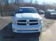 2013 Ram 1500 Tradesman z VIN 1C6RR7FT4DS713864, wystawiony jako IAAI lot #41733346 z przebiegiem 149 150 mil mil oraz . Historia ofert i sprzedaży dostępna na DreamBid. Obrazek 12.